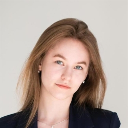 Фотография репетитора Максимова Александра Дмитриевна