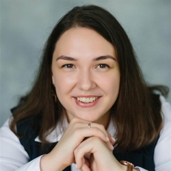 Фотография репетитора Реуцкая Елена Юрьевна