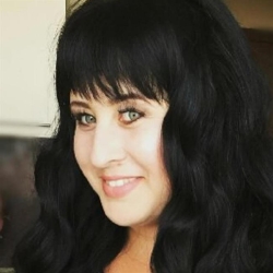 Фотография репетитора Броян Юлия Александровна