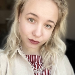 Фотография репетитора Зюкова Юлия Андреевна