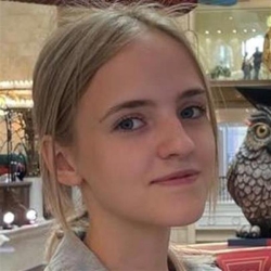 Фотография репетитора Чипизубова Анна Михайловна