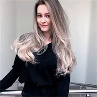 Фотография репетитора Мельниченко Карина Константиновна