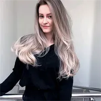 Фотография репетитора Мельниченко Карина Константиновна