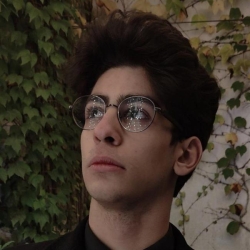 Фотография репетитора Матосян Давид Сергеевич