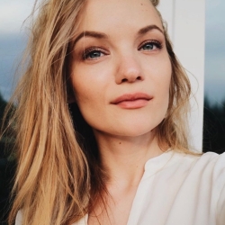 Фотография репетитора Апрелова Анна Владимировна