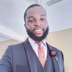 Фотография репетитора Эз Эммануэль Бартоломью