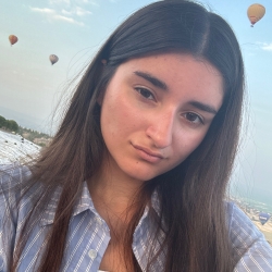 Фотография репетитора Хачатурян Элина Арамовна