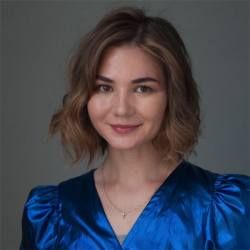 Фотография репетитора Максимова Вероника Николаевна