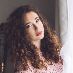 Фотография репетитора Полякова Анна Александровна