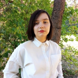 Фотография репетитора Николаева Елизавета Викторовна