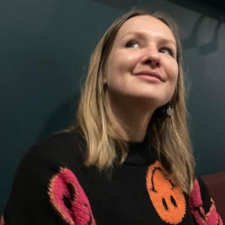 Фотография репетитора Ломакина Александра Олеговна