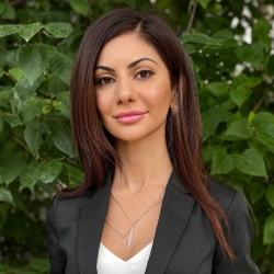 Фотография репетитора Хартунян Виктория Борисовна