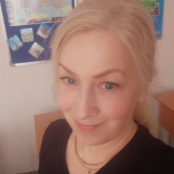 Фотография репетитора Комарова Оксана Юрьевна