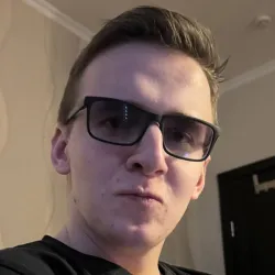 Фотография репетитора Гузеев Максим Андреевич