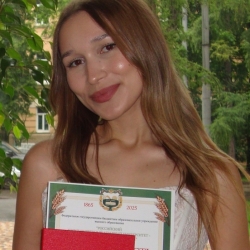 Фотография репетитора Тенчурина Алина Руслановна