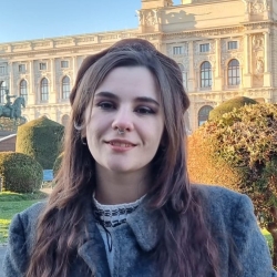 Фотография репетитора Пономарева Полина Андреевна