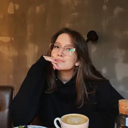 Фотография репетитора Мартынова Ксения Романовна