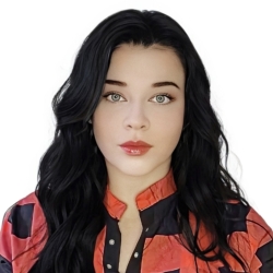 Фотография репетитора Соколова Алина Алексеевна