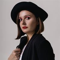 Фотография репетитора Новикова Виктория Сергеевна