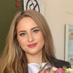 Фотография репетитора Попова Кристина Вячеславовна