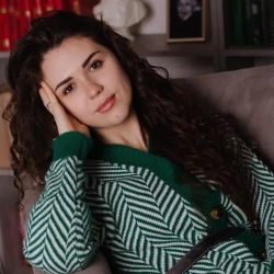 Фотография репетитора Кайзер Диана Сергеевна