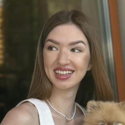 Фотография репетитора Толстопятенко Екатерина Владиславовна