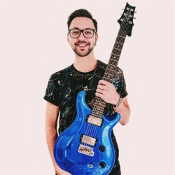 Фотография репетитора Петров Андрей Витальевич