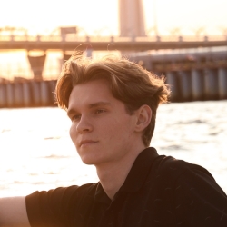 Фотография репетитора Пудов Данил Сергеевич