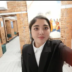 Фотография репетитора Тошматова Мунзифа Сайфуржоновна