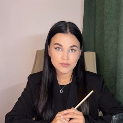 Фотография репетитора Николаева Диана Альбертовна
