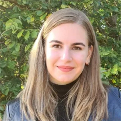 Фотография репетитора Иванова Виктория Юрьевна