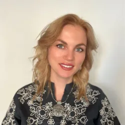 Фотография репетитора Артамонова Анна Юрьевна