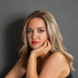 Фотография репетитора Тлюняева Бэлла Аликовна