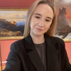 Фотография репетитора Рязанова Александра Витальевна