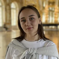 Фотография репетитора Назырова Аделя Азатовна