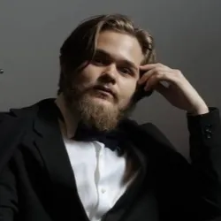 Фотография репетитора Новоселов Леонид Сергеевич