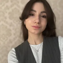 Фотография репетитора Толубанова Алина Оганесовна