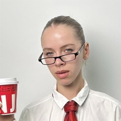 Фотография репетитора Гладкова Анастасия Артемовна