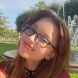 Фотография репетитора Лазаренко Александра Михайловна