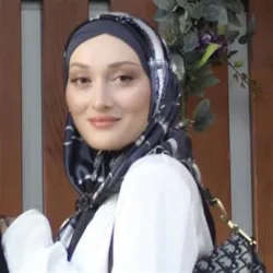 Фотография репетитора Пириева Малейка Самировна