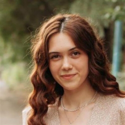 Фотография репетитора Везирова Вероника Везировна