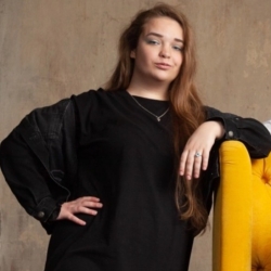 Фотография репетитора Карнаухова Екатерина Андреевна