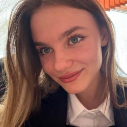 Фотография репетитора Струкова Варвара Владимировна