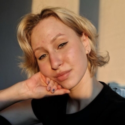 Фотография репетитора Разумеева Виктория Владимировна