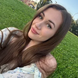 Фотография репетитора Алиева Алина Рашидовна