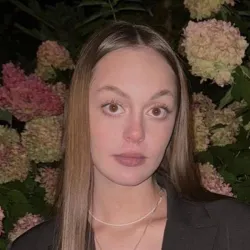 Фотография репетитора Тарасенко Алина Эдуардовна