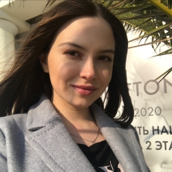 Фотография репетитора Кулакова Елена Валерьевна