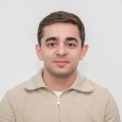 Фотография репетитора Крикоров Артем Арсенович