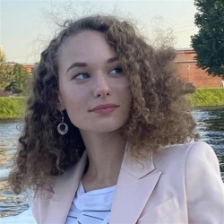 Фотография репетитора Добродеева Елена Алексеевна