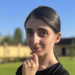 Фотография репетитора Хачатрян Алвард Суреновна